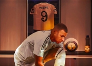 开云官方app入口-皇马vs巴黎圣日耳曼，人们期待着中场战的精彩的简单介绍