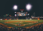 开云体育官方网站-勇士终结雄鹿连胜神话，米切尔关键进球定乾坤