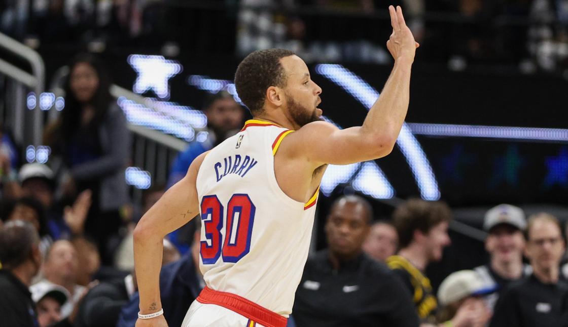 关于印度羽毛球队翻盘日本羽毛球队,马琳三分雨点燃全场的信息 关于印度羽毛球队翻盘日本羽毛球队,马琳三分雨点燃全场的信息