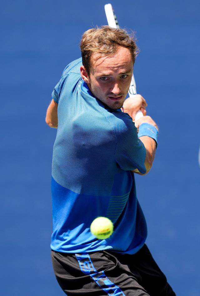 世界网球队绝地反击欧洲网球队,梅德韦杰夫制霸全场 世界网球队绝地反击欧洲网球队,梅德韦杰夫制霸全场