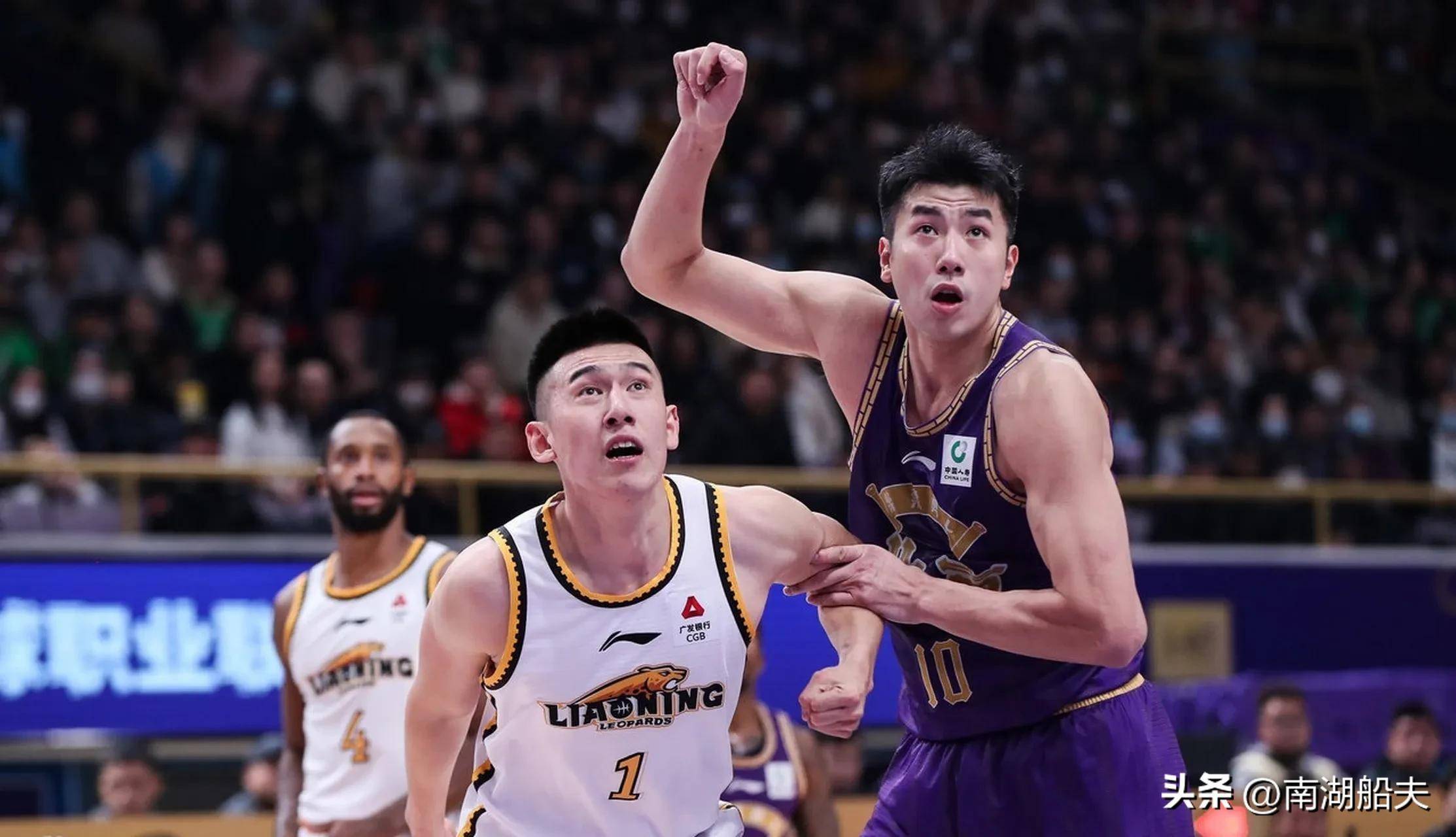 辽宁男篮力压对手,荣获总冠军喜获胜果 辽宁男篮力压对手,荣获总冠军喜获胜果