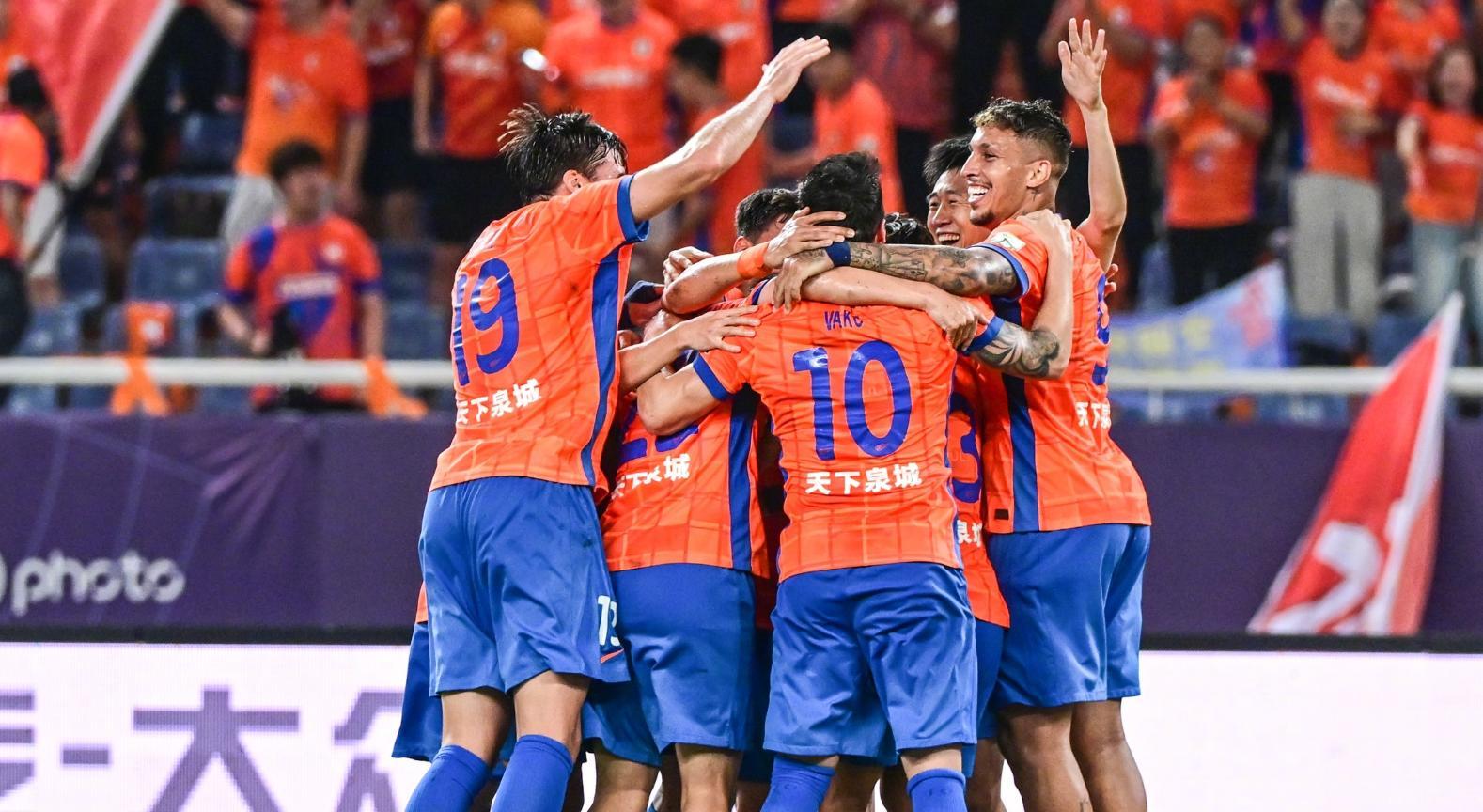 关于国安主场惨败泰达,失去连胜颜面的信息 关于国安主场惨败泰达,失去连胜颜面的信息