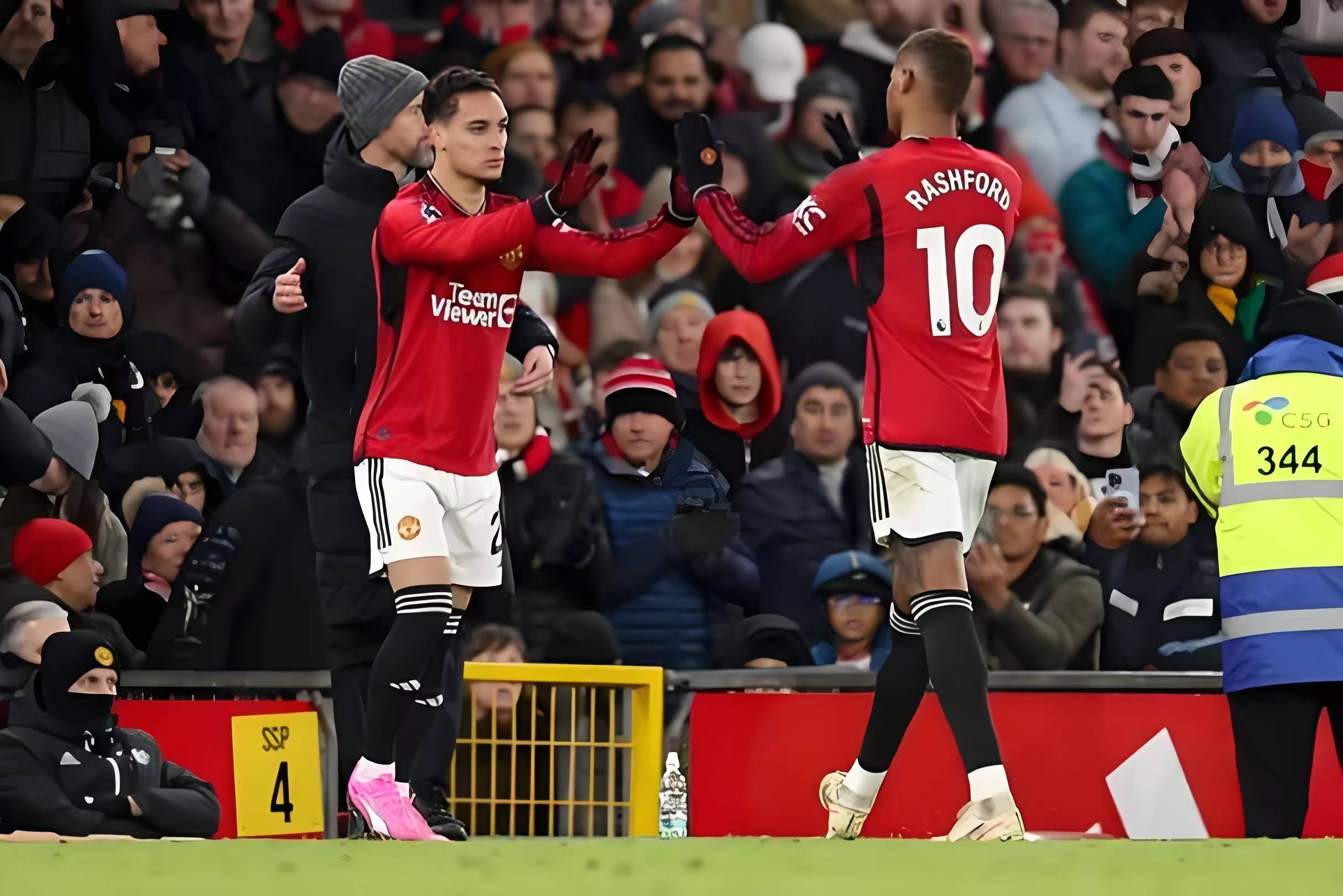 曼联0-1输给阿贾克斯遭遇失利的简单介绍 曼联0-1输给阿贾克斯遭遇失利的简单介绍