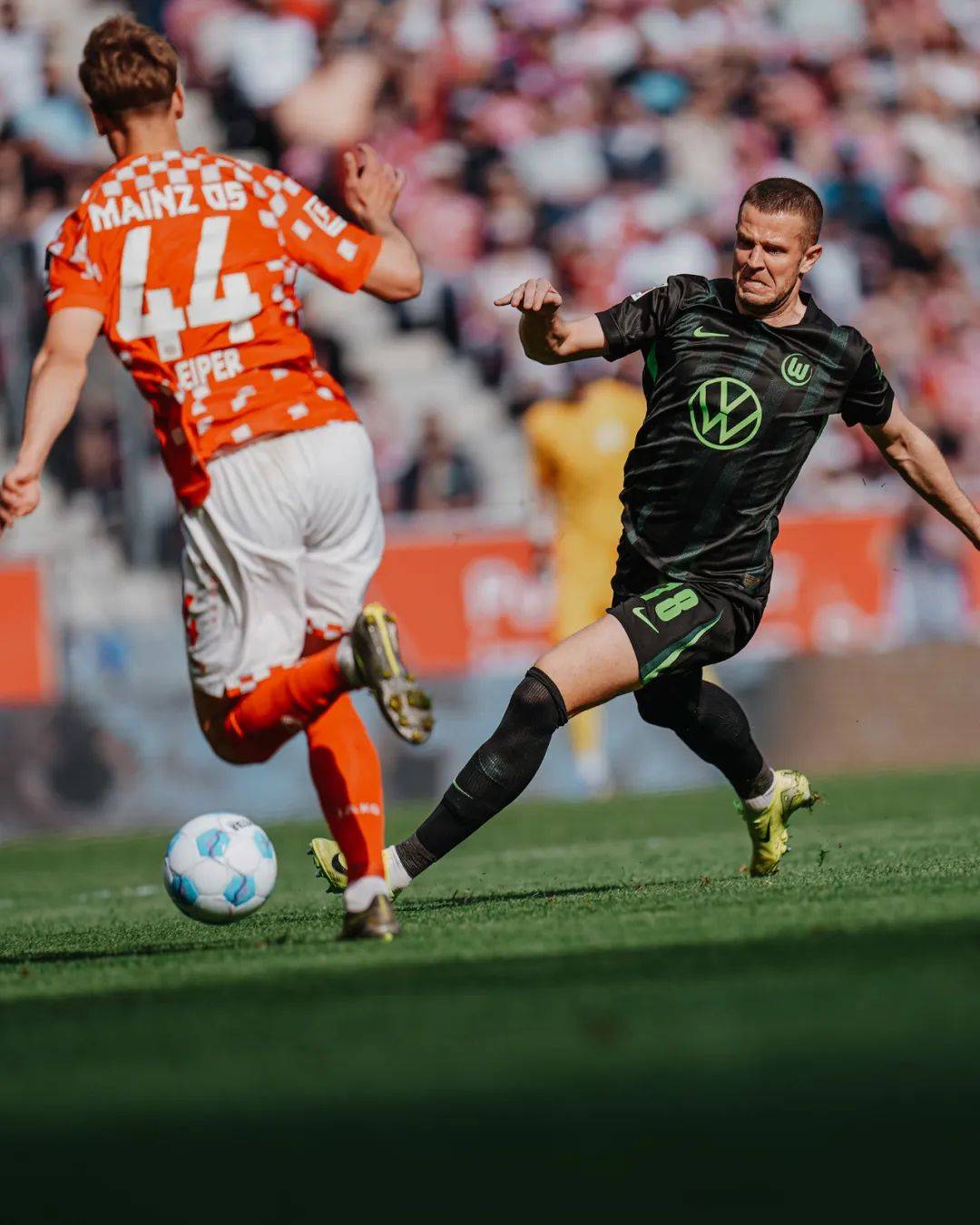 包含沃尔夫斯堡主帅:球队状态良好,欲冲击德甲亚军的词条 包含沃尔夫斯堡主帅:球队状态良好,欲冲击德甲亚军的词条