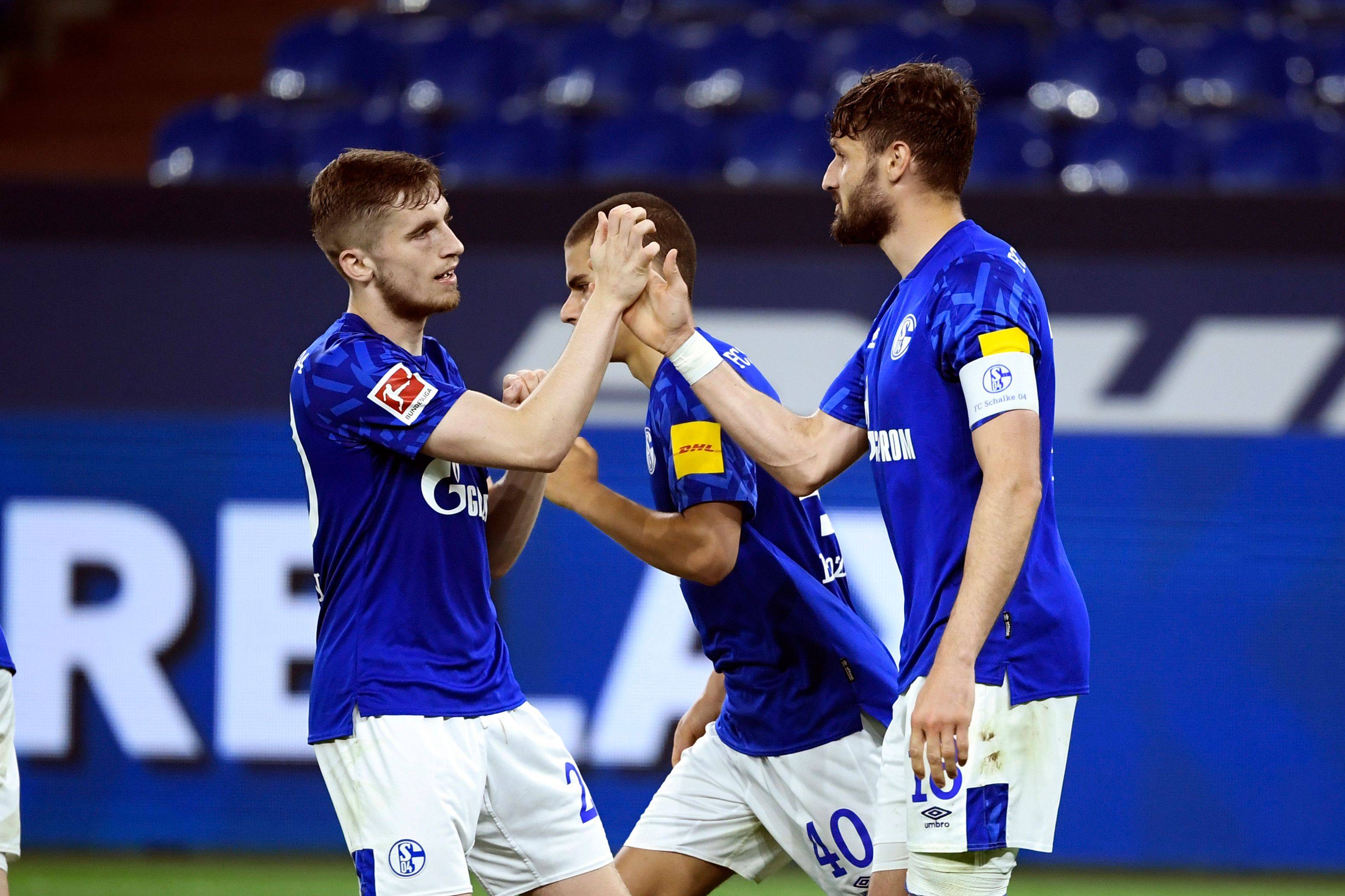 沙尔克04客场挫败多特蒙德,震惊德甲联赛的简单介绍 沙尔克04客场挫败多特蒙德,震惊德甲联赛的简单介绍