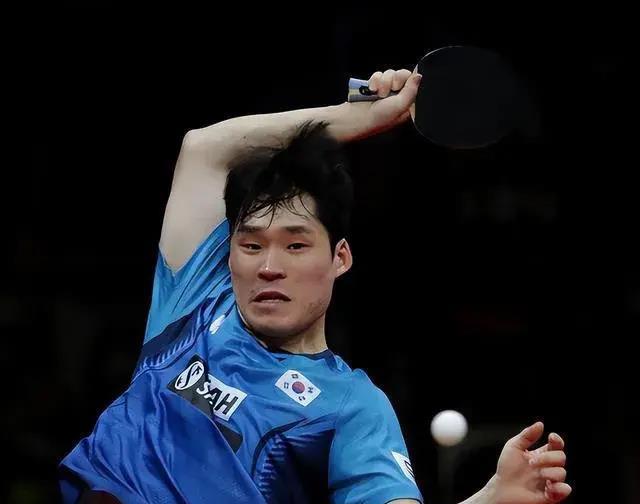 山西队逆袭胜出深圳队,一路领先 山西队逆袭胜出深圳队,一路领先