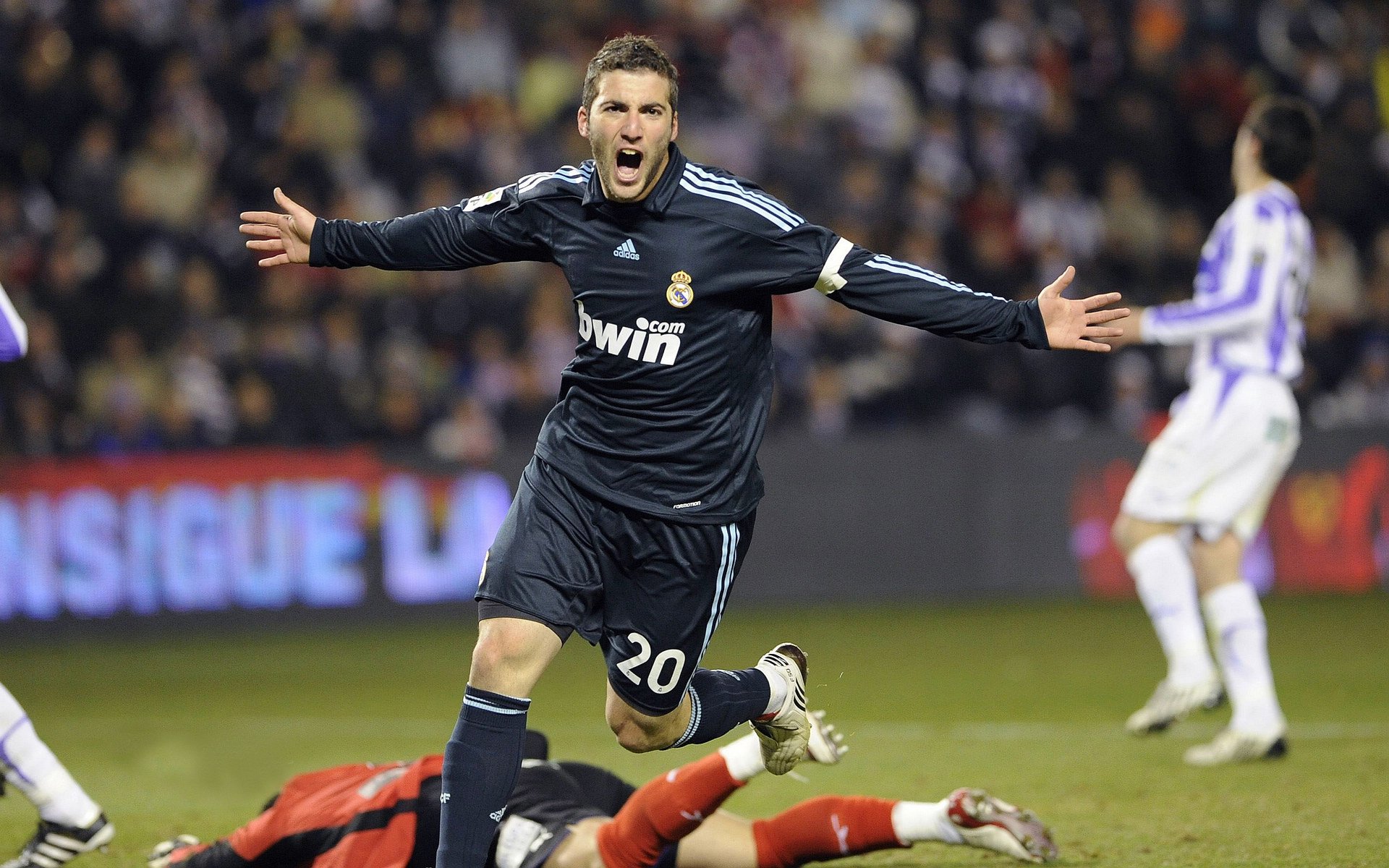 韩国队全面碾压印尼队,马琳独木难支扛起全队荣光